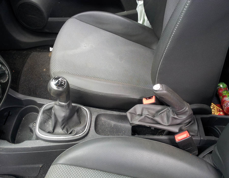 Vauxhall Corsa Design centre-console